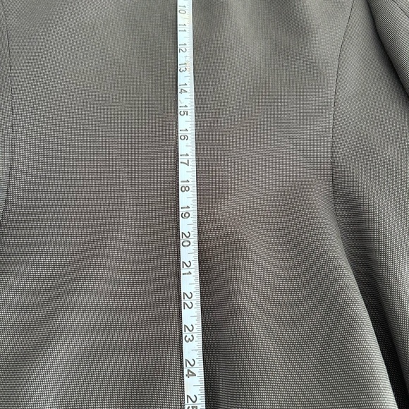 2 piece suit - Picture 5 of 10